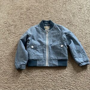 Micheal Micheal Kors Blue Puffers Size= 4T.